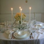 White & Crystal Tablescape