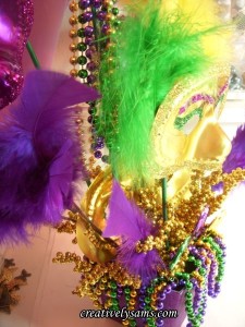 Mardi Gras Masks Centerpiece