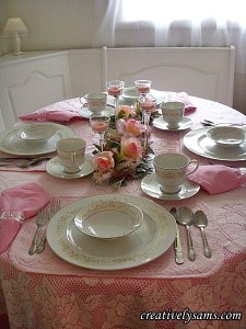 Pretty in Pink TablescapeCreatively Sam's